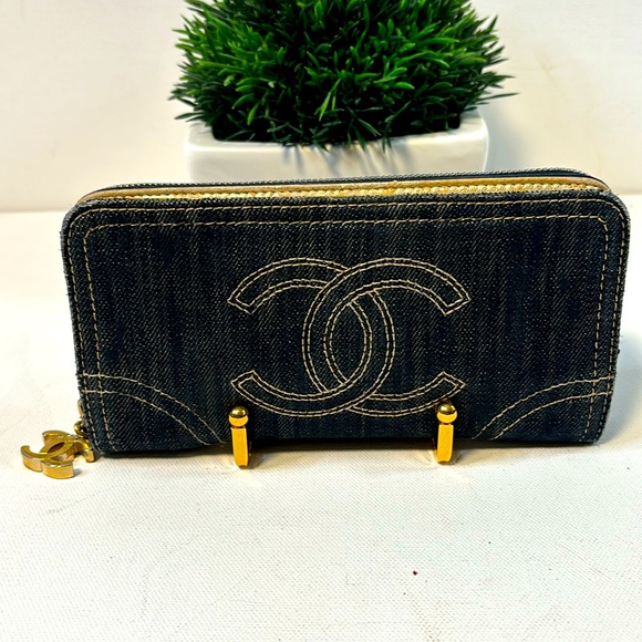 Chanel Denim Wallet - Picture 1 of 14